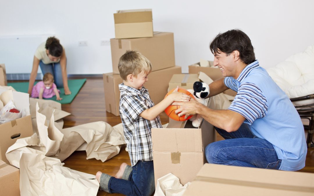 How pickup & delivery storage helps during a home move or renovation
